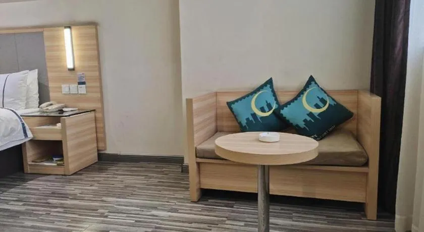 Bed in City Comfort Inn Hechi Du'an Wenti Square