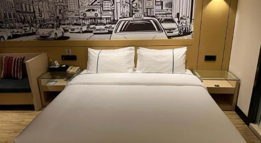 Bed in City Comfort Inn Hechi Du'an Wenti Square