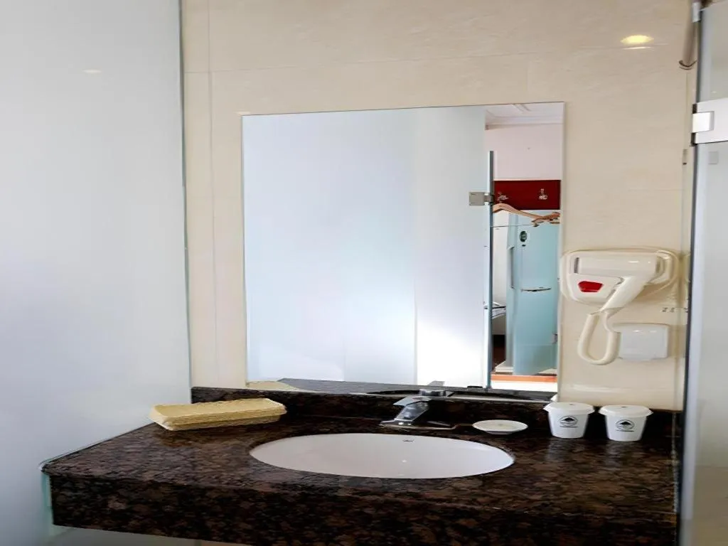 GreenTree Inn Beijing Chaoyang District Shilihe Subway Station Express Hotel