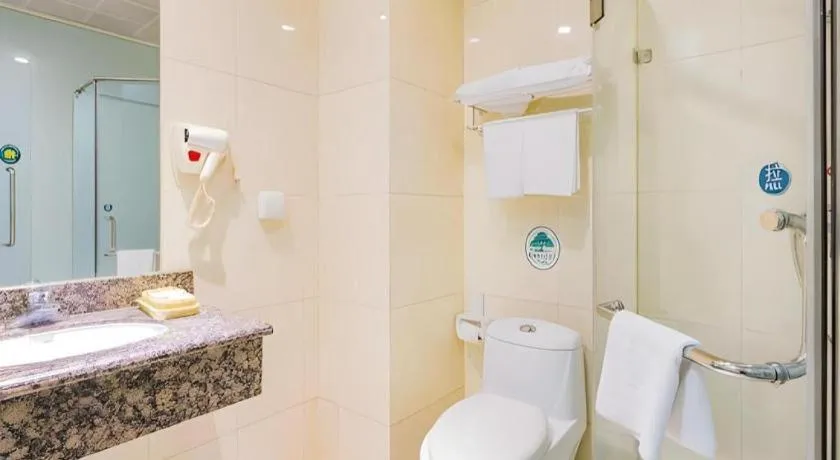 GreenTree Inn Beijing Chaoyang District Shilihe Subway Station Express Hotel
