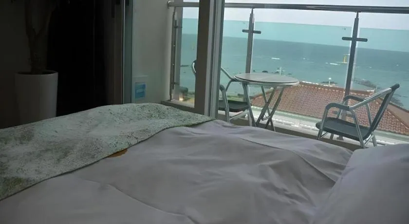 Bed in Swansea Resort