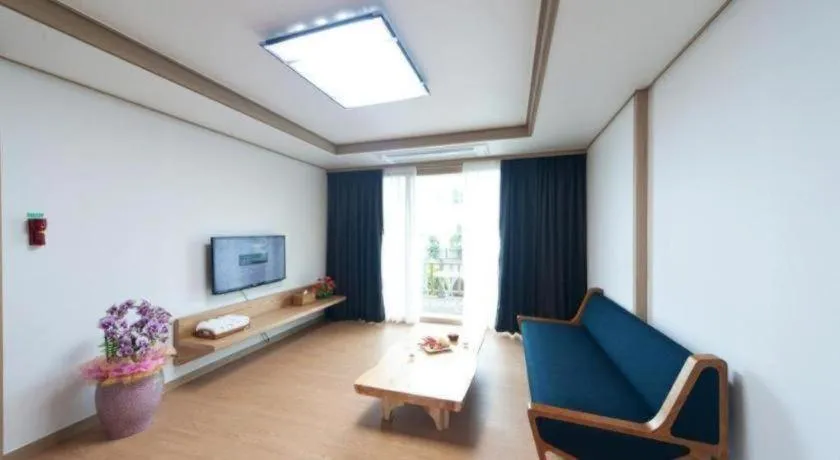 Bed in Swansea Resort