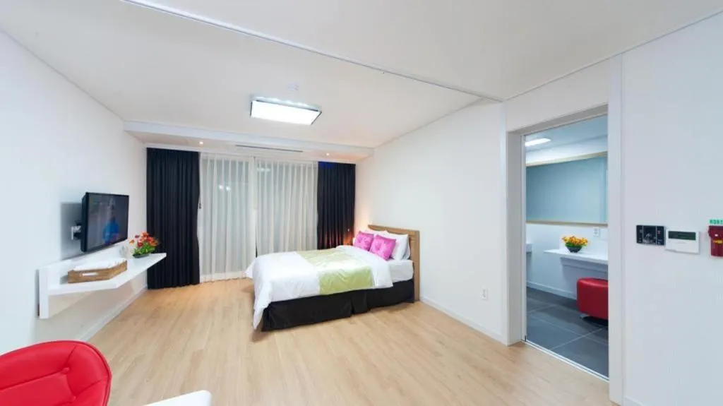 Bed in Swansea Resort