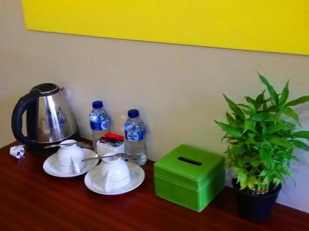 De Lemon Gatsu Hotel