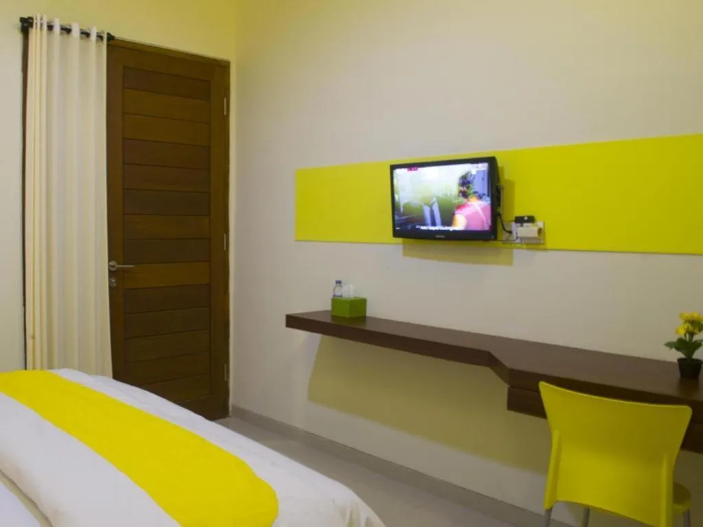 Bed in De Lemon Gatsu Hotel