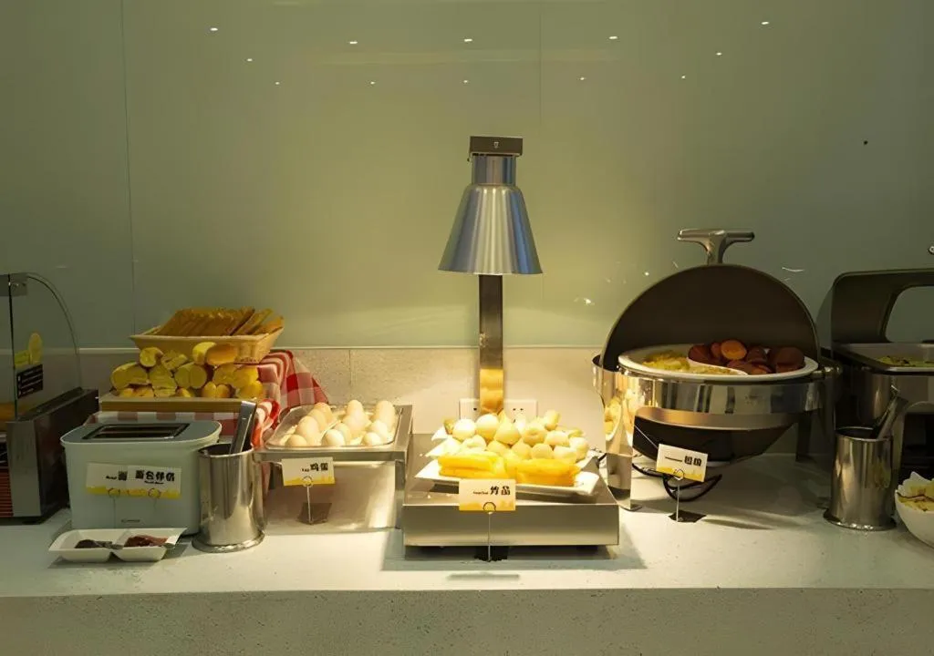 City Comfort Inn Huanggang Baota Avenue