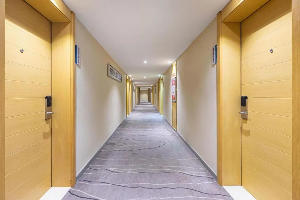 City Comfort Inn Huanggang Baota Avenue