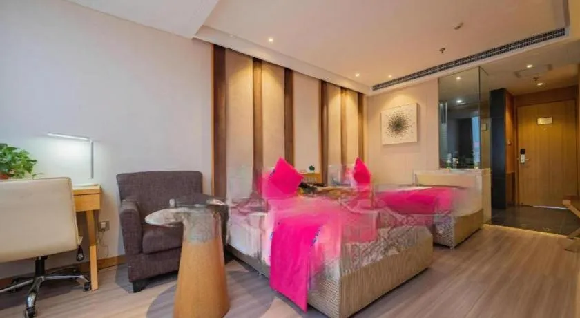 Bed in Xian Leica Hotel