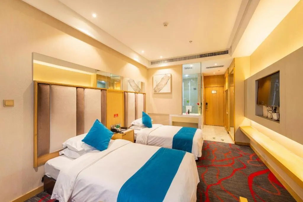 Bed in Xian Leica Hotel