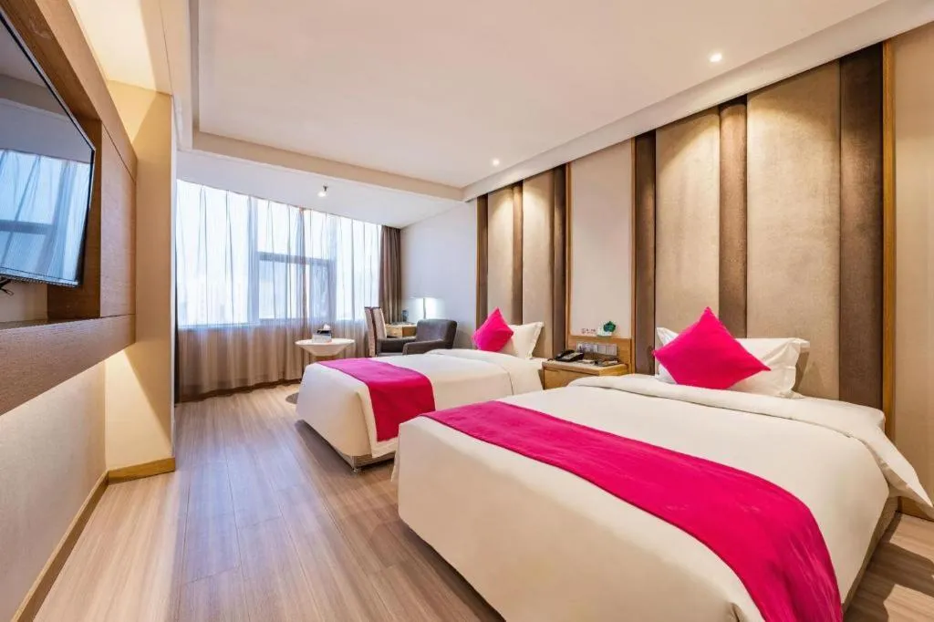 Bed in Xian Leica Hotel