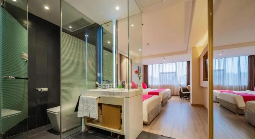 Bed in Xian Leica Hotel