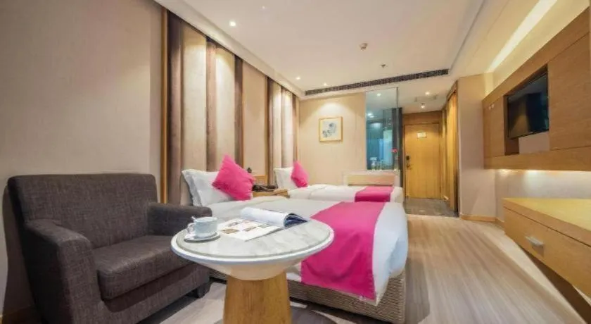 Bed in Xian Leica Hotel