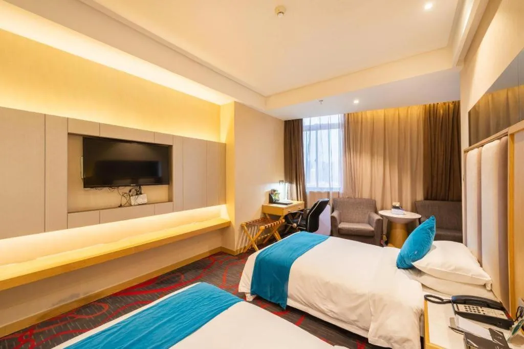 Bed in Xian Leica Hotel