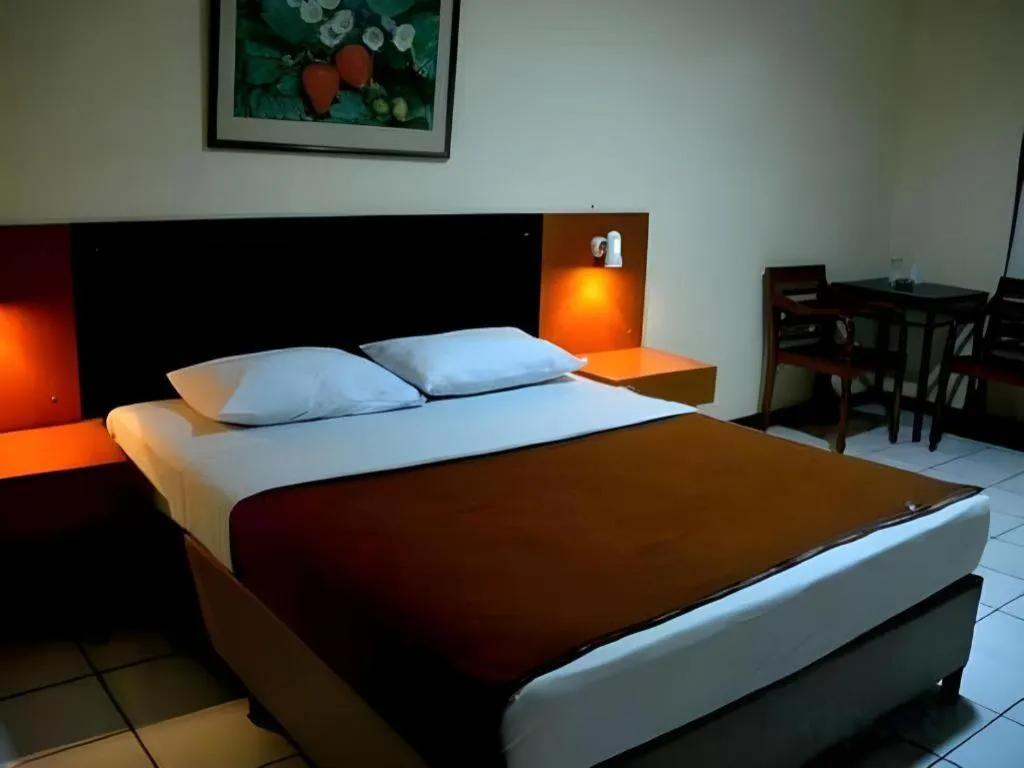 Bed in Augusta Pelabuhan Ratu Hotel
