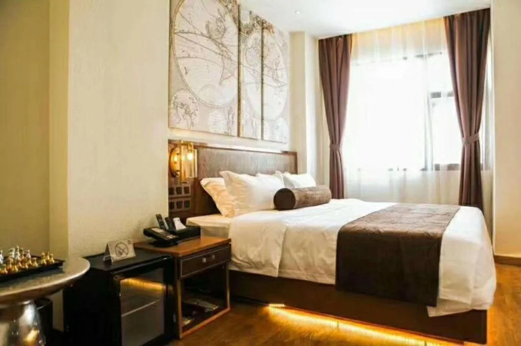 Bed in James Joyce Coffetel Xi'an Lingtong The Terracotta Army Huaqingchi University Town Metro Station