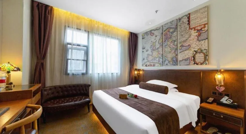 Bed in James Joyce Coffetel Xi'an Lingtong The Terracotta Army Huaqingchi University Town Metro Station