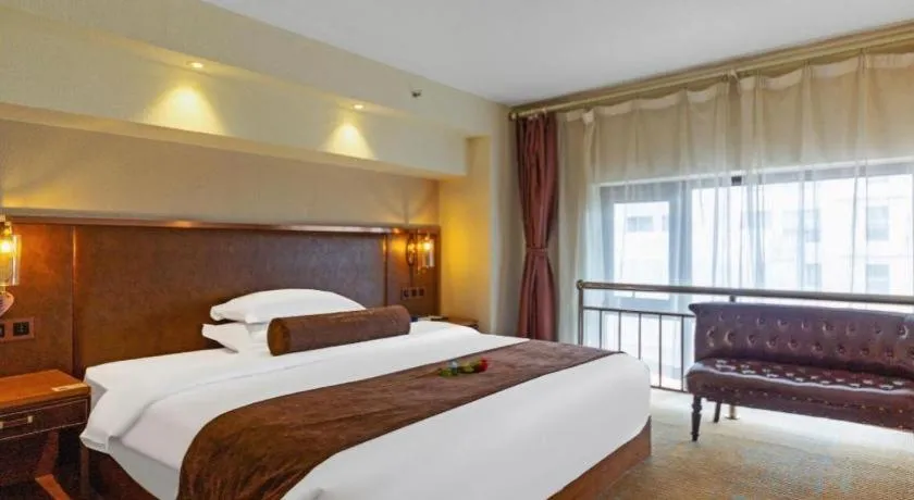 Bed in James Joyce Coffetel Xi'an Lingtong The Terracotta Army Huaqingchi University Town Metro Station