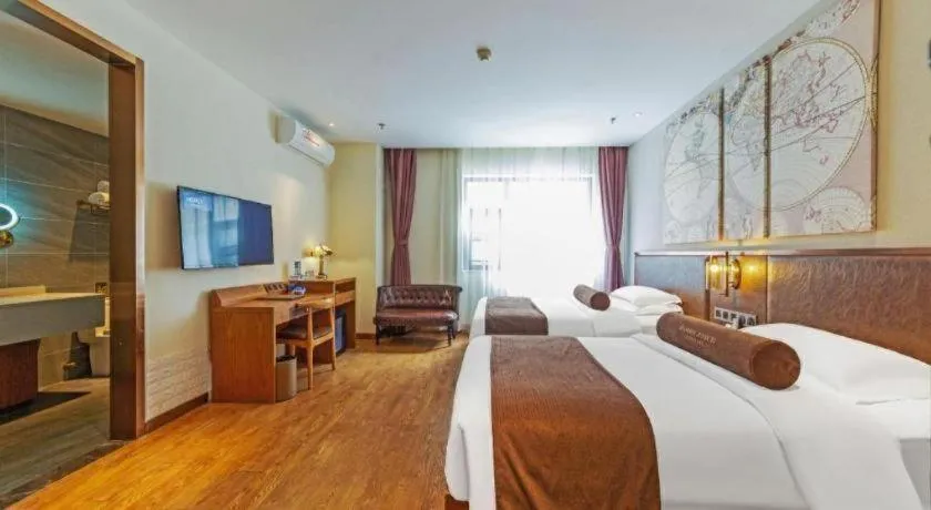 Bed in James Joyce Coffetel Xi'an Lingtong The Terracotta Army Huaqingchi University Town Metro Station