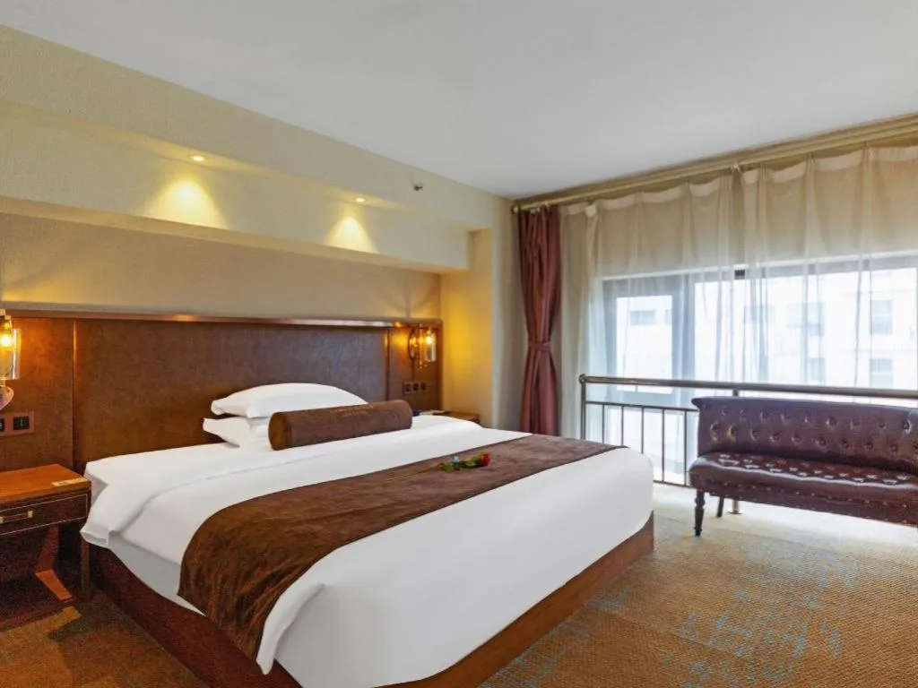 Bed in James Joyce Coffetel Xi'an Lingtong The Terracotta Army Huaqingchi University Town Metro Station