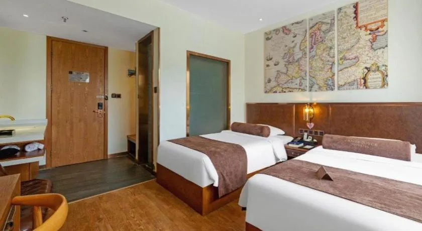 Bed in James Joyce Coffetel Xi'an Lingtong The Terracotta Army Huaqingchi University Town Metro Station