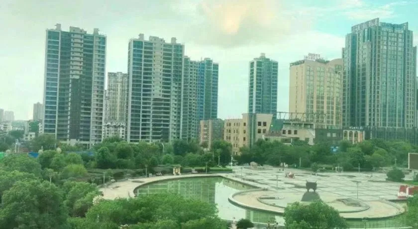 Lavande Hotels Xinyu Chengbei Square