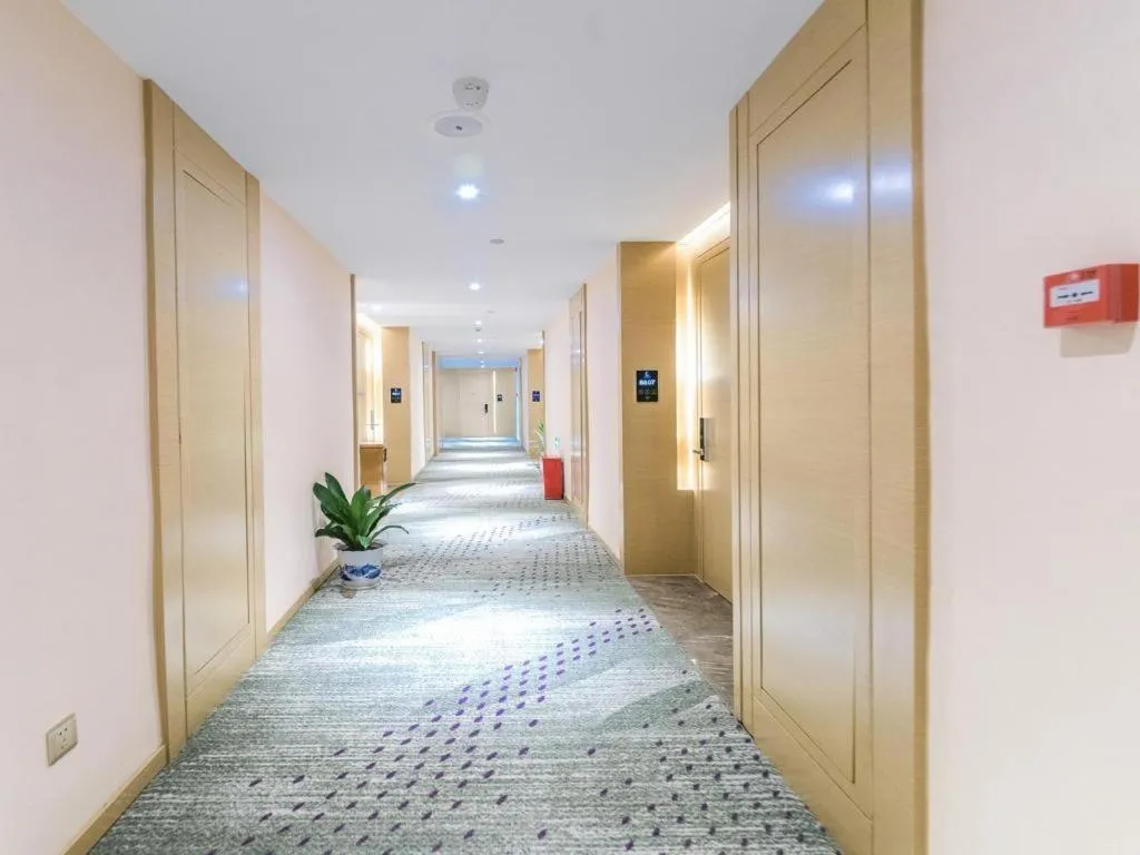 Lavande Hotels Xinyu Chengbei Square