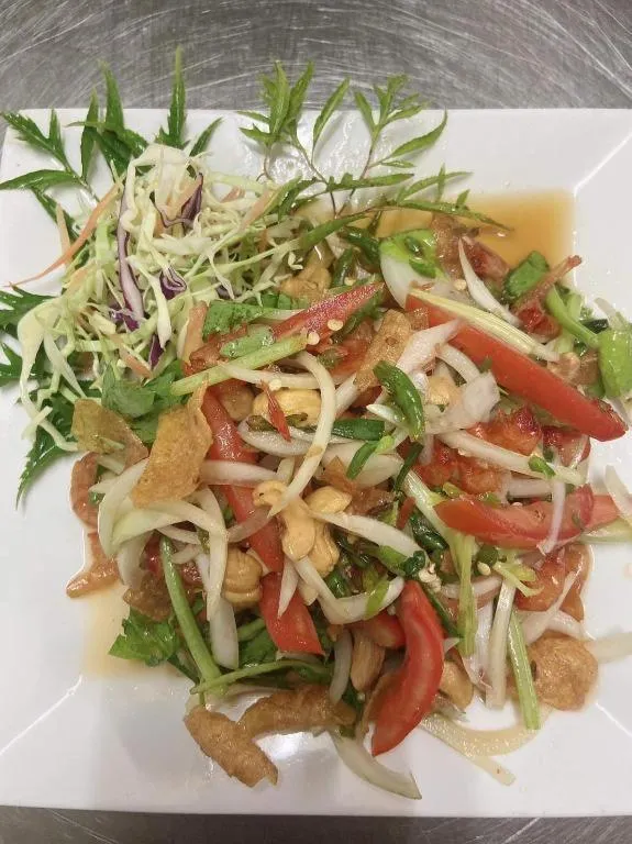 Alongkot Beach Resort Khanom