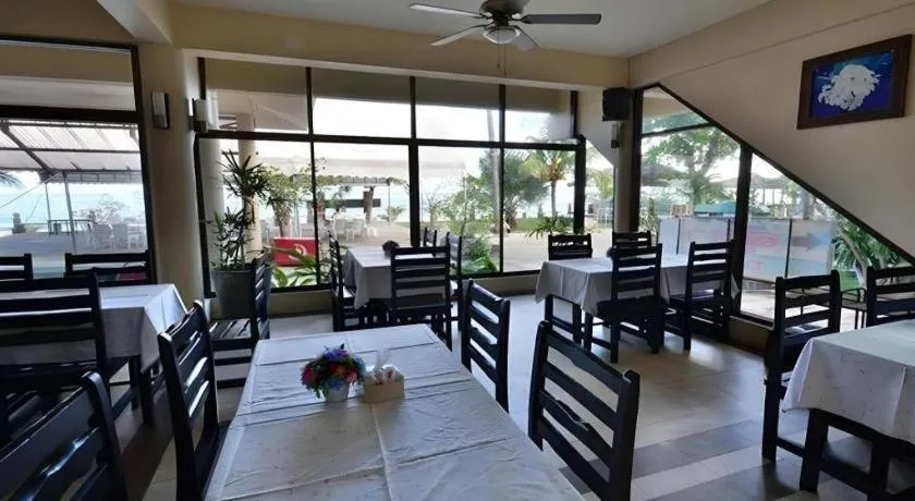 Alongkot Beach Resort Khanom