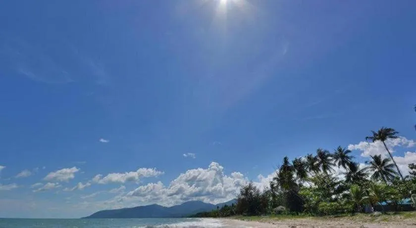 Alongkot Beach Resort Khanom