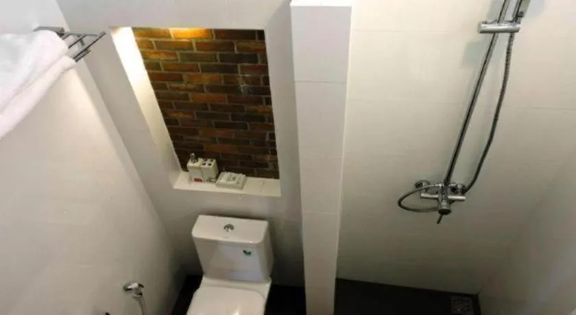 Alongkot Beach Resort Khanom