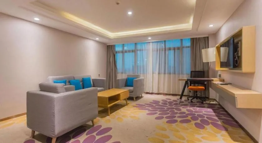 Lavande Hotels Guangzhou Fangcun Huadiwan Metro Station