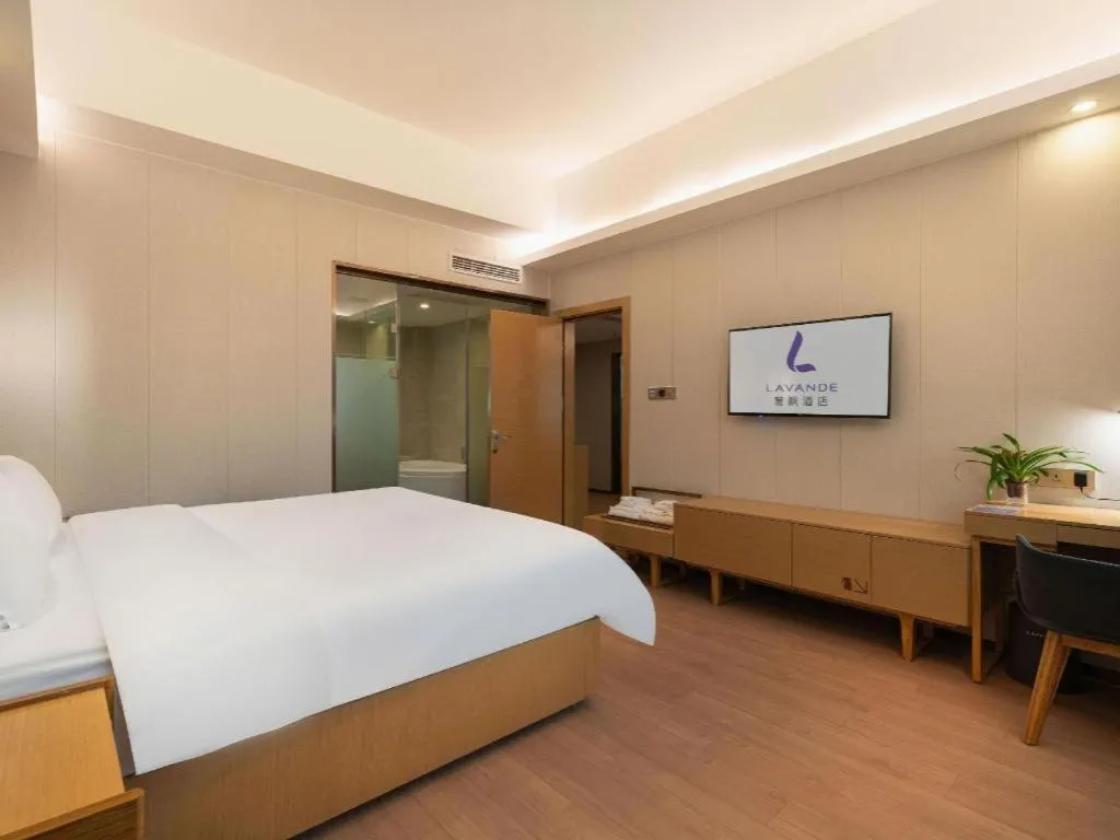 Bed in Lavande Hotels Guangzhou Fangcun Huadiwan Metro Station