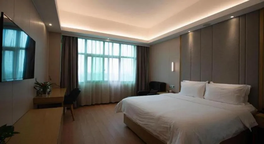 Bed in Lavande Hotels Guangzhou Fangcun Huadiwan Metro Station