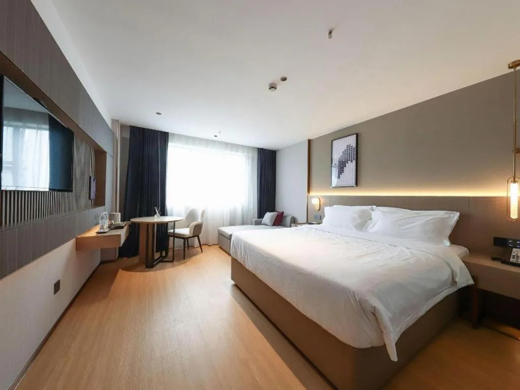 Bed in Lavande Hotels Guangzhou Fangcun Huadiwan Metro Station