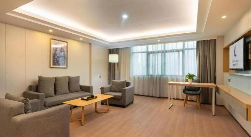 Lavande Hotels Guangzhou Fangcun Huadiwan Metro Station