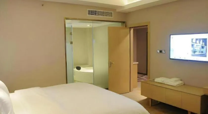 Bed in Lavande Hotels Guangzhou Fangcun Huadiwan Metro Station