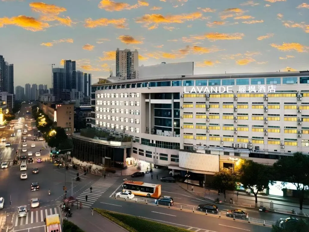 Lavande Hotels Guangzhou Fangcun Huadiwan Metro Station