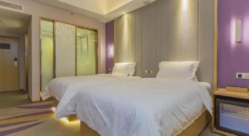 Bed in Lavande Hotels Guangzhou Fangcun Huadiwan Metro Station