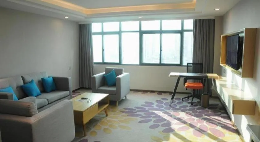 Lavande Hotels Guangzhou Fangcun Huadiwan Metro Station