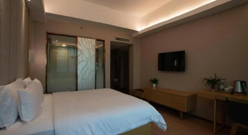 Bed in Lavande Hotels Guangzhou Fangcun Huadiwan Metro Station