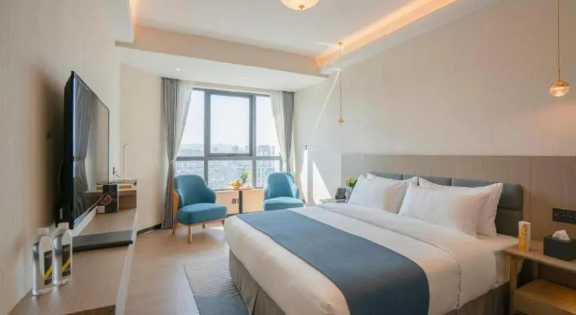 Bed in Kunming Guihua Hotel