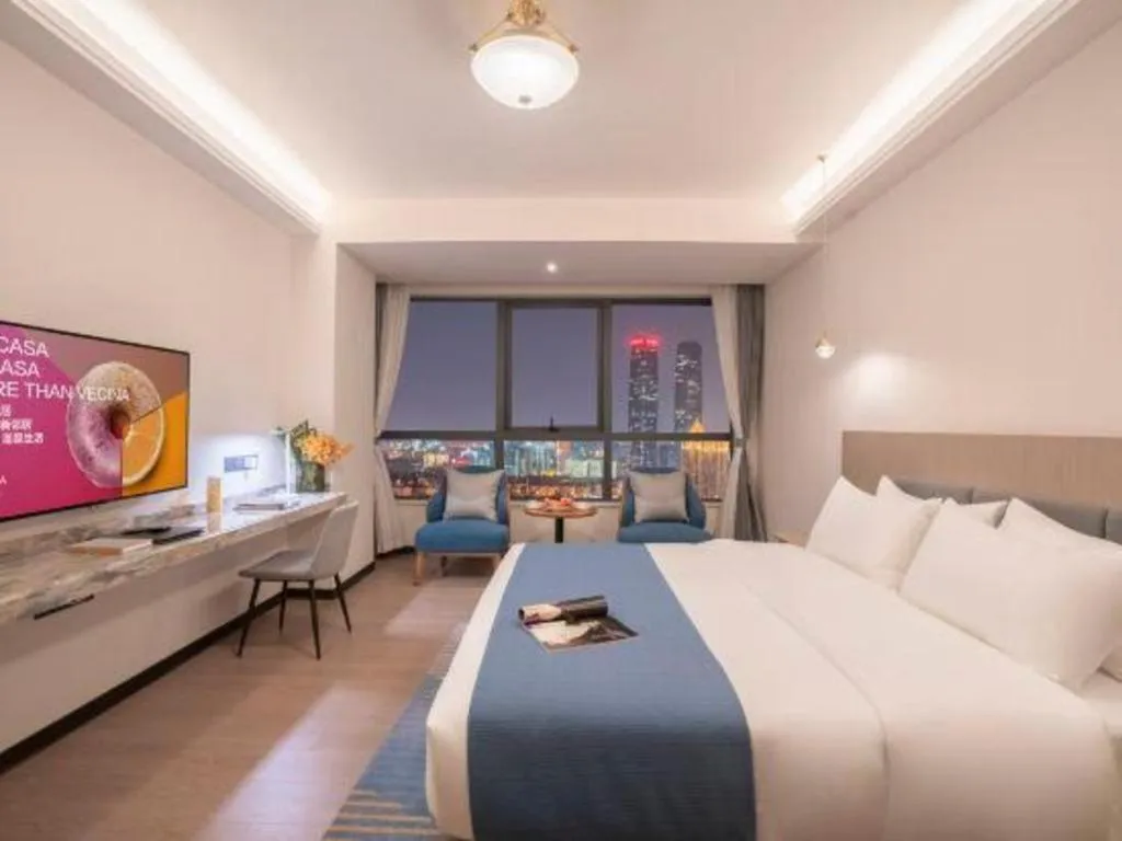 Bed in Kunming Guihua Hotel