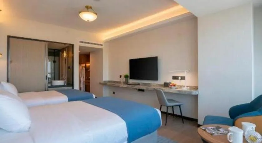 Bed in Kunming Guihua Hotel