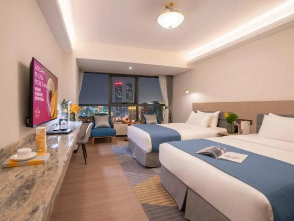 Bed in Kunming Guihua Hotel