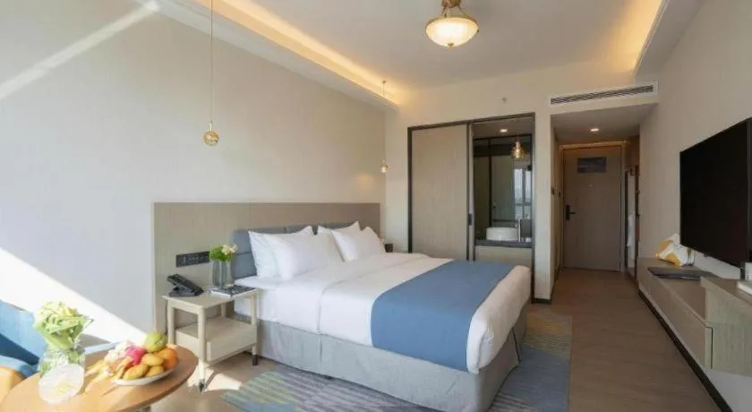 Bed in Kunming Guihua Hotel