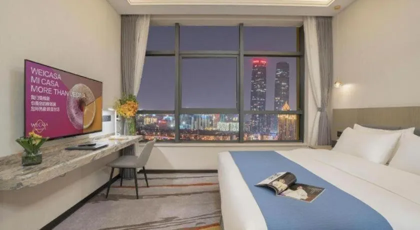 Bed in Kunming Guihua Hotel