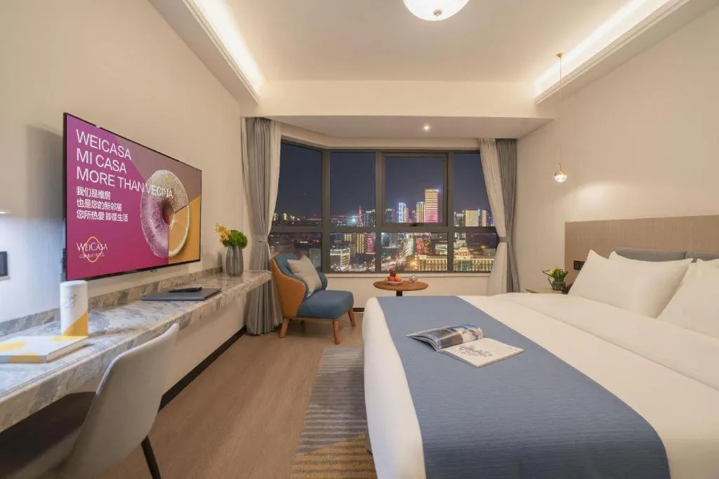 Bed in Kunming Guihua Hotel