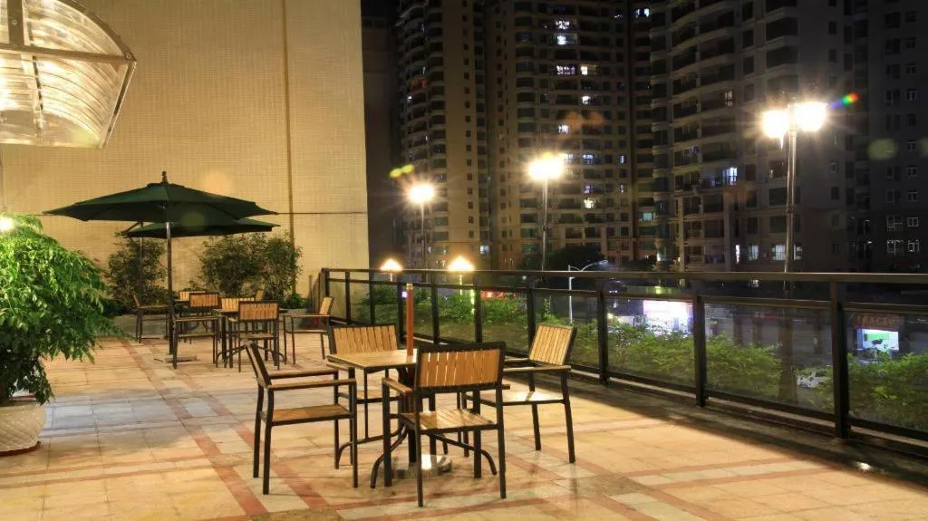 Lavande Hotels·Qingyuan Jinbiwan