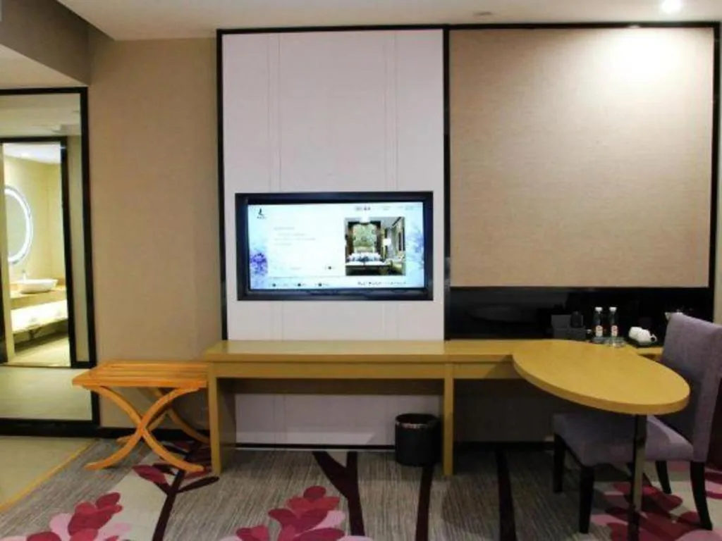 Lavande Hotels·Qingyuan Jinbiwan