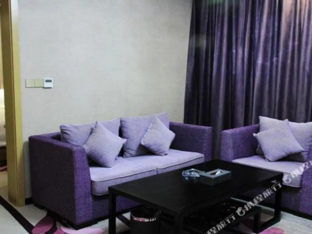 Lavande Hotels·Qingyuan Jinbiwan